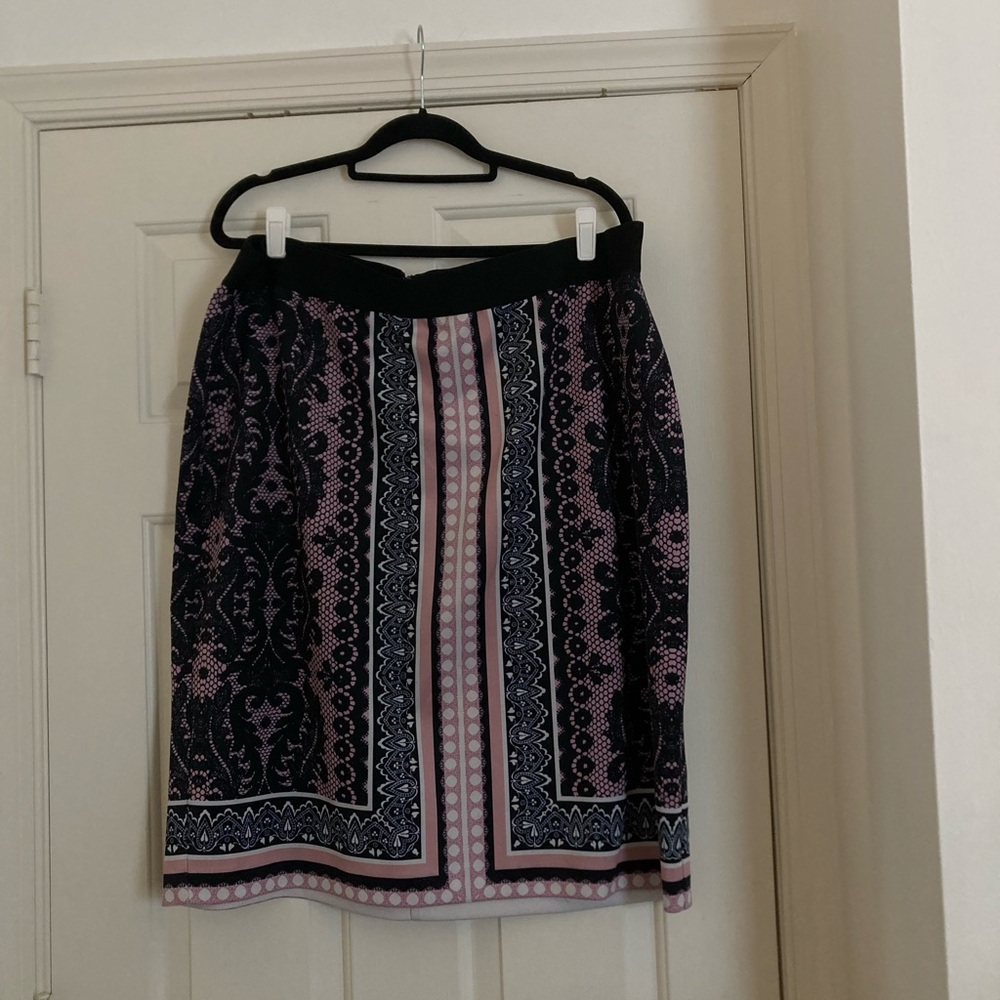 Eloquii Black and Pink Tiered Lace Pencil Skirt